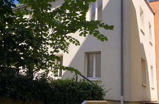 Wohnung mieten in 96450 Coburg, Zentrale 1-Zimmerwohnung mit Einbauküche in Coburg!