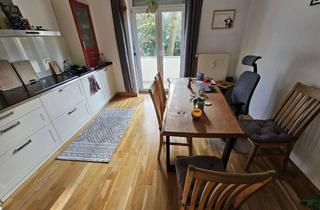 Wohnung mieten in 40625 Gerresheim, Attraktive 2-Zimmer-Hochparterre-Wohnung mit Balkon in Düsseldorf-Gerresheim