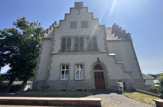 Wohnung mieten in Gießerner Str 27, 35075 Gladenbach, Modernes Wohnen in historischem Ambiente - Prächtige 2,5 ZKB im Obergeschoss