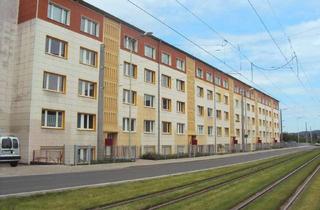 Wohnung mieten in Berliner Straße 205, 07546 Gera, WG-Zimmer in einer frisch sanierten u. möblierten Wohnung