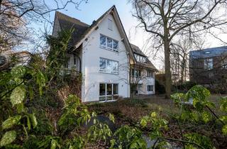 Einfamilienhaus kaufen in 63303 Dreieich, Großzügiges Einfamilienhaus auf weitläufigem Grundstück