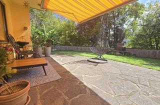 Doppelhaushälfte kaufen in 73054 Eislingen, Attraktive Doppelhaushälfte mit weitläufigem Garten in ruhiger Lage