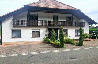 Mehrfamilienhaus kaufen in 76887 Böllenborn, Großzügiges Mehrfamilienhaus am Waldrand-ideal als Ferienvermietung, mit Blick über Böllenborn