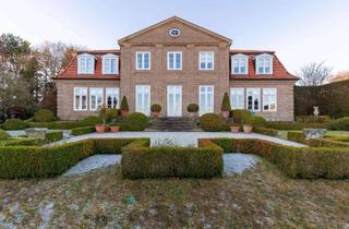 Villa kaufen in 24211 Preetz, Premiere in Preetz: Exklusive Villa inklusive Seeblick