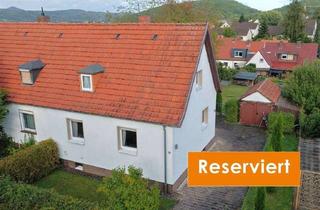 Doppelhaushälfte kaufen in 37269 Eschwege, Ihr neues Zuhause in bester Lage – Doppelhaushälfte mit Balkon, Garten und Garage