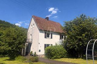 Haus kaufen in 55743 Kirschweiler, Naturnah wohnen, Zukunft gestalten: Zweifamilienhaus mit Entwicklungspotenzial