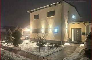 Haus kaufen in 93133 Burglengenfeld, Modernes, hochwertig ausgestattetes Wohnhaus mit Einliegerwohnung und Panoramablick über Burglengf.