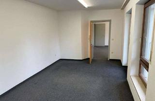 Büro zu mieten in 86551 Aichach, Schöne und helle Bürofläche von 40,72m2 in Aichach zu vermieten.