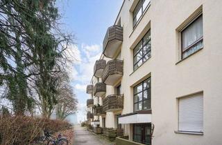 Wohnung kaufen in 85435 Erding, Gute Gelegenheit - Renovierungsbedürftige Dachgeschosswohnung mit großem Süd-Balkon
