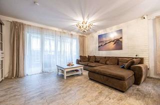 Wohnung kaufen in 75236 Kämpfelbach, Ab sofort bezugsfrei! Schöne 4-Zimmer-Wohnung mit Balkon und Außenstellplatz