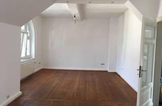 Wohnung kaufen in 45657 Recklinghausen, Wunderschöne Altbau-Wohnung in Bestlage von Recklinghausen – zwischen Altstadt & Ruhrfestspielhaus