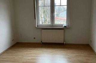 Wohnung kaufen in 65719 Hofheim am Taunus, 2-Zimmer Wohnung mit Balkon und Garage in Hofheim am Taunus