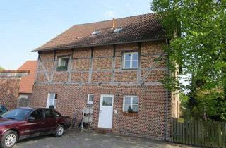 Wohnung mieten in 48165 Hiltrup, Helle Single-Wohnung mit EBK und PKW-Stellplatz in einem historischem Speicher.