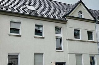 Wohnung mieten in Duisburger Straße 377, 47198 Alt-Homberg, Charmante 4-Zimmer-Altbauwohnung mit Balkon in Duisburg-Homberg