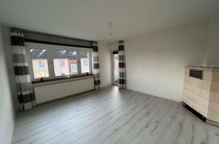 Wohnung mieten in 23769 Fehmarn, Helle 4-Zimmer-Wohnung mit Balkon im 1. OG in Burg auf Fehmarn