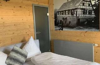 Wohnung mieten in Mauren, 71139 Ehningen, Möbiliertes 1-Zimmer Apartment mit Stellplatz in Ehningen (Mauren)