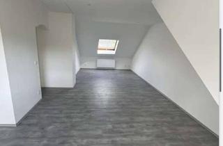 Wohnung mieten in Reinersstraße, 46145 Sterkrade-Mitte, Gepflegte 2-Zimmer Dachgeschosswohnung in Oberhausen Alsfeld