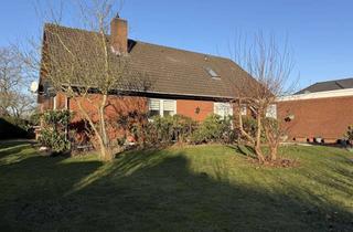 Haus kaufen in 25923 Süderlügum, Viel Platz für Ihre großzügigen Wohnträume – Haus mit Einliegerwohnung und Seele