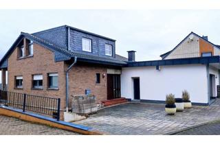 Mehrfamilienhaus kaufen in 56206 Hilgert, Mehrfamilienhaus mit 3 Wohneinheiten, Garage und Traumgarten