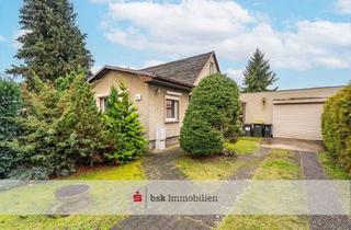 Doppelhaushälfte kaufen in 12683 Biesdorf, Doppelhaushälfte mit Nebengebäuden Berlin-Biesdorf