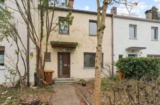 Reihenhaus kaufen in 86161 Herrenbach, Sanierungsbedürftiges Reihenhaus in guter, zentrumsnaher Lage!