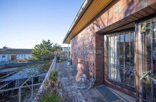 Einfamilienhaus kaufen in 53340 Meckenheim, Freistehendes Einfamilienhaus mit Doppelgarage, Garten und Einliegerwohnung