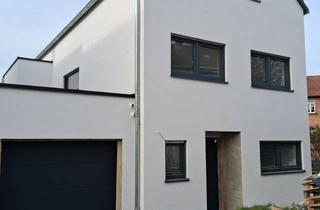 Haus mieten in 64823 Groß-Umstadt, Großzügiges Einfamilienhaus mit 8 Zimmern in Groß-Umstadt