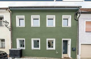 Haus kaufen in 92444 Rötz, Rötz - Modernisiertes Reihenmittelhaus mit Gartenidylle und großzügigem Wohnambiente