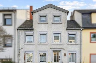 Haus kaufen in 54531 Manderscheid, Kleines Haus, große Möglichkeiten – Wohnen inmitten der Eifeler Burgenstadt Manderscheid