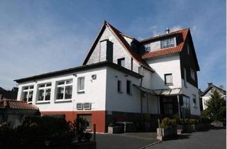 Haus kaufen in 53639 Königswinter, Königswinter - Wohngeschäftshaus mit Restaurant & 2 Wohnungen in Königswinter