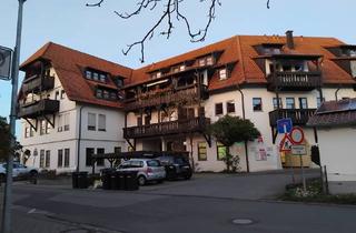 Wohnung kaufen in 88441 Mittelbiberach, Charmante und großzügige 5 Zi-Wohnung mit EBK, 2 Balkone und Tiefgaragenstellplatz zu verkaufen!