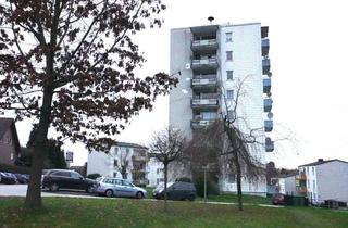 Wohnung kaufen in 51399 Burscheid, Kapitalanlage im Höhenflug: Vermietete 2 Zimmer zwischen 5. & 6. Stock!