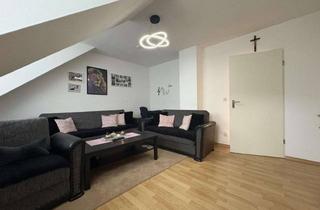 Wohnung kaufen in 85435 Erding, Vermietete 3-Zimmer-DG-Wohnung auf Erbpacht