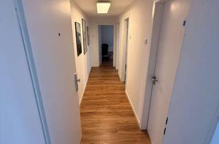 Wohnung mieten in 45128 Südviertel, Helle 3-Zimmer-Dachgeschosswohnung mit Gartennutzung in Essen-Rüttenscheid