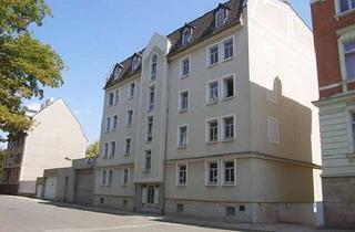 Wohnung mieten in 08468 Reichenbach, helle 3-Raum-Wohnung mit Laminat, Essküche, Balkon etc.