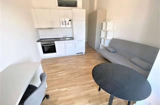 Wohnung mieten in Henriette-Lustig-Strasse 14, 12555 Köpenick, Sehr helle möblierte Dachgeschosswohnung mit Klimaanlage und EBK! Direkt an der Spree!