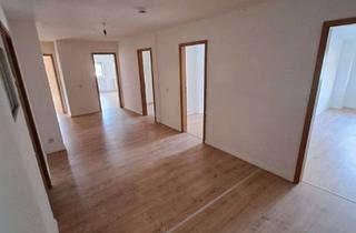 Wohnung mieten in Hauptstraße 21, 32689 Kalletal, Helle 4-Zimmer Wohnung in Kalletal zur Miete