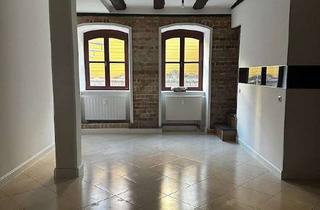 Wohnung mieten in Wollenweberstraße 59, 18055 Stadtmitte, Charmante Altstadtwohnung mit Einbauküche im Herzen Rostocks