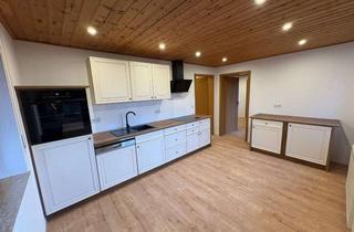 Wohnung mieten in Haldenweg 42, 72475 Bitz, Helle 2,5-Zimmer-Wohnung mit Balkon in Bitz