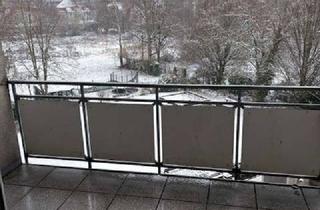 Wohnung mieten in Marienstraße 125, 45663 Recklinghausen, Nur mit Wohnberechtigungsschein!!! Helle 4-Zimmer Dachgeschosswohnung mit Balkon in Recklinghausen