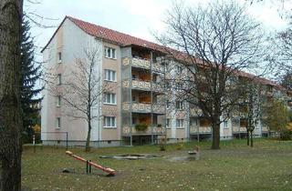 Wohnung mieten in Grenzstr. 10, 03238 Finsterwalde, 2,5-Raumwohnung mit großem Balkon und Außenjalousien zu vermieten