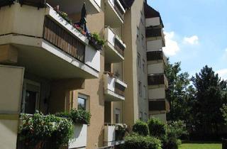 Wohnung mieten in Adam-Klein-Str. 95, 90429 Nürnberg, 2 Zimmer Wohnung im Hochparterre mit Balkon