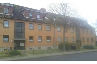 Wohnung mieten in Burgfeld 12, 23909 Ratzeburg, Ratzeburg/Vorstadt, geräumige helle 4-Zi.-Whg mit großem Balkon, 1.OG
