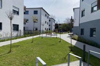 Wohnung mieten in Regensburger Straße 6c, 93083 Obertraubling, Neue, hochwertige und helle 90 m² Wohnung mit 3 Zimmern, Küche/Bad möbliert