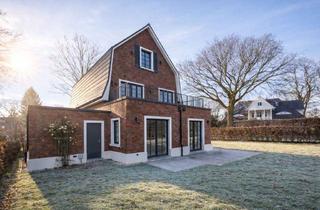 Villa kaufen in 22609 Osdorf, Zeitlose Eleganz in exklusiver Lage – eine Villa der Extraklasse