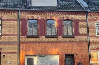 Reihenhaus kaufen in Hüchelner Str. 98, 50226 Frechen, Attraktives Gründerzeit-Stadtreihenhaus mit Potenzial in Frechen