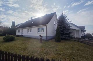 Haus kaufen in 88447 Warthausen, Viel Raum für eigene Ideen - Altbau Wohnhaus mit großzügigem Grundstück