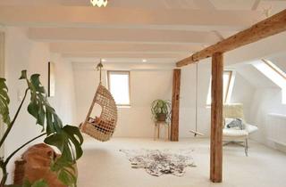 Einfamilienhaus kaufen in 97337 Dettelbach, Modernisiertes Einfamilienhaus mit Einliegerwohnung und historischem Charme in Dettelbach