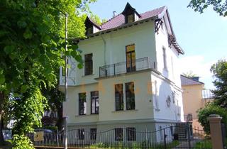 Haus mieten in Kronprinzenstraße 66, 53173 Bad Godesberg, :::STILVOLLES WOHNEN:::STADTVILLA MIT VIEL STUCK:::3 KFZ-STELLPLÄTZE AUF SCHÖNEM GRUNDSTÜCK:::