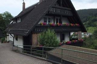 Anlageobjekt in 75323 Bad Wildbad, 2-Zimmer-Wohnung in Bad Wildbad mit Balkon und Garage